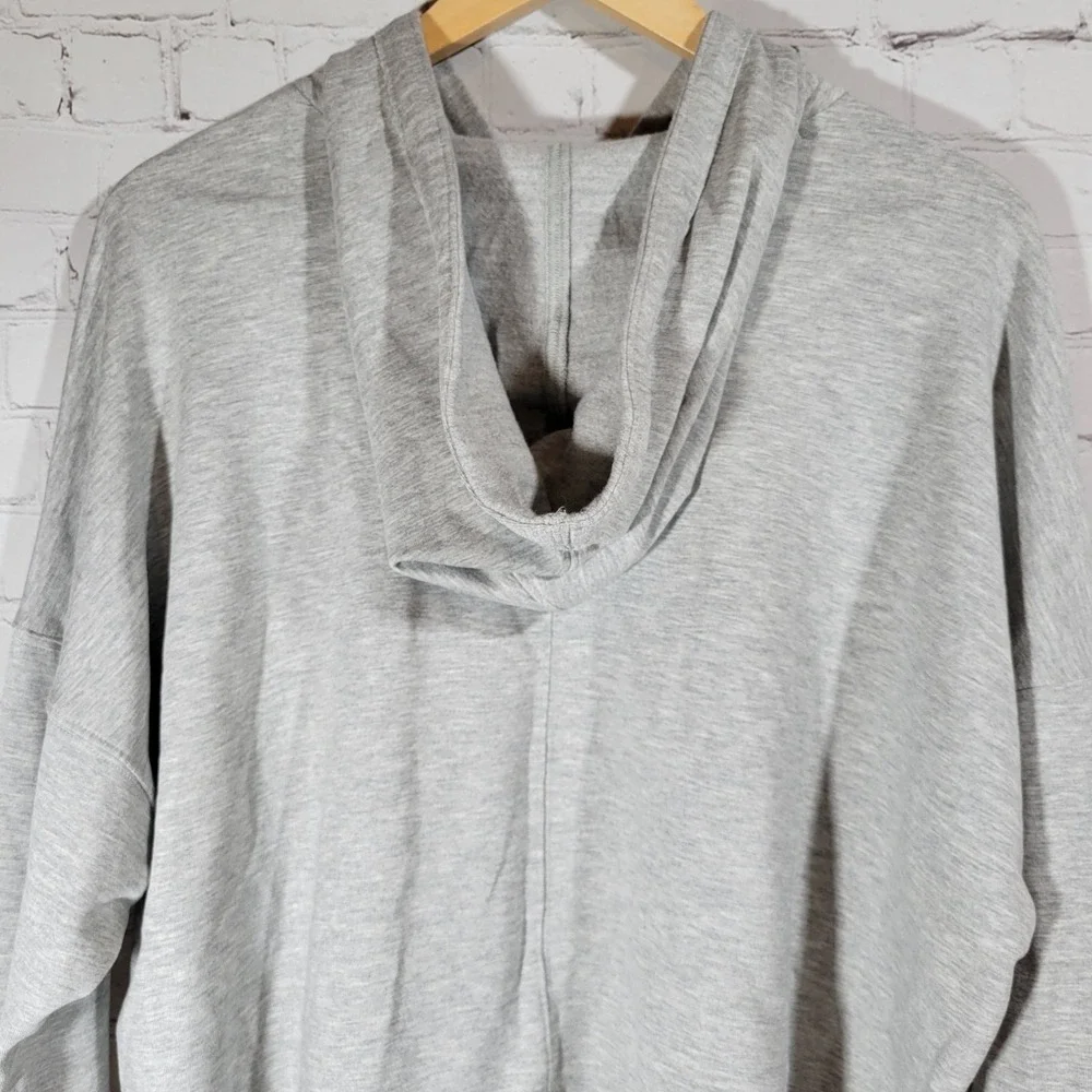 Nike Yoga‎ Women's Dri-Fit Gray Cropped Hoodie Sweatshirt Training XL